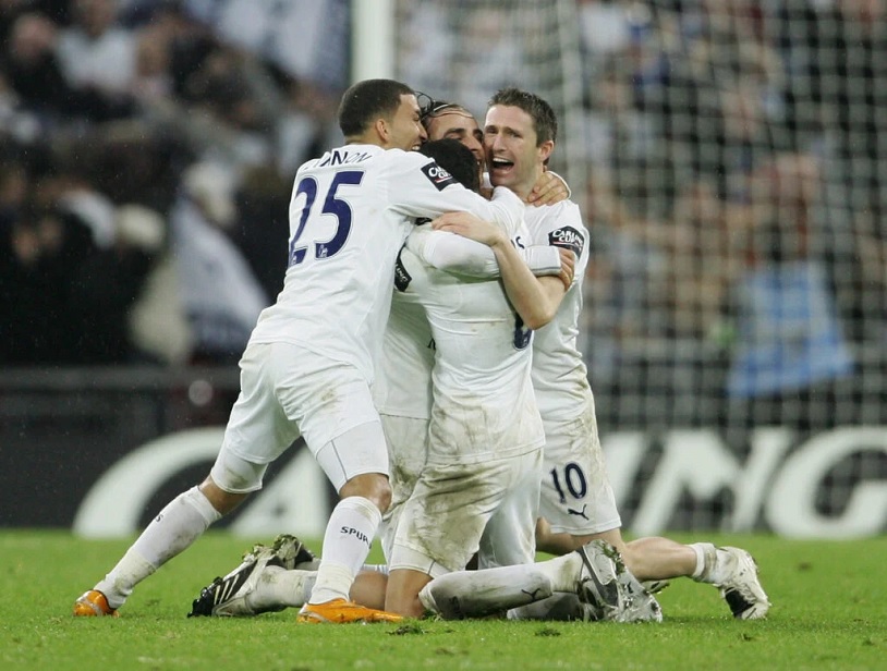 Tottenham vô địch League Cup 2008