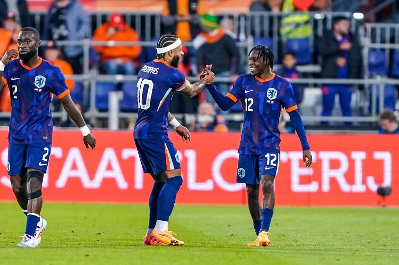 Frimpong đang là tuyển thủ Hà Lan